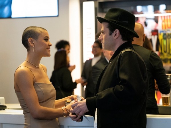 Сплетница (3)