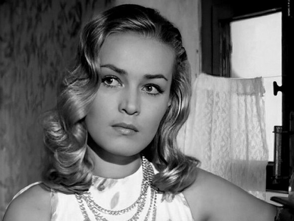 Два билета на дневной сеанс (2)