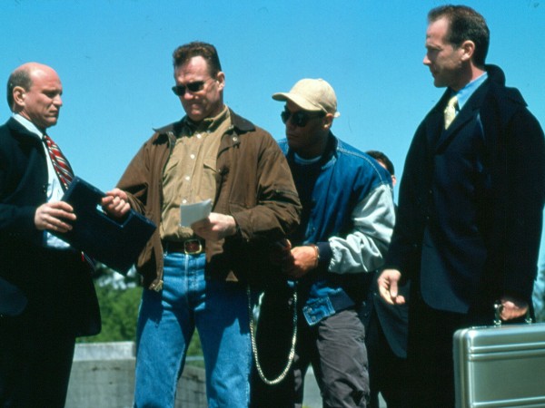 Репликант (2)