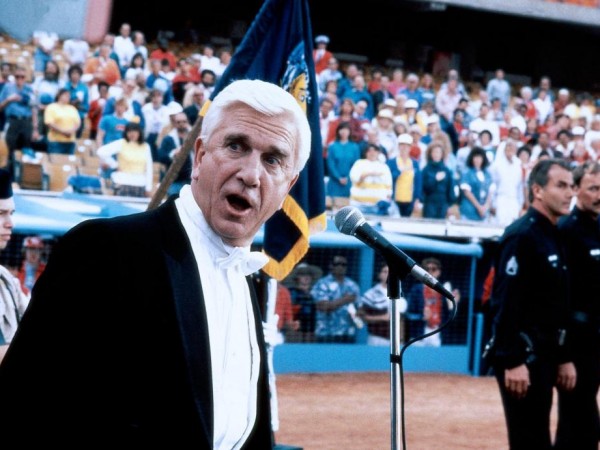 Голый пистолет (4)