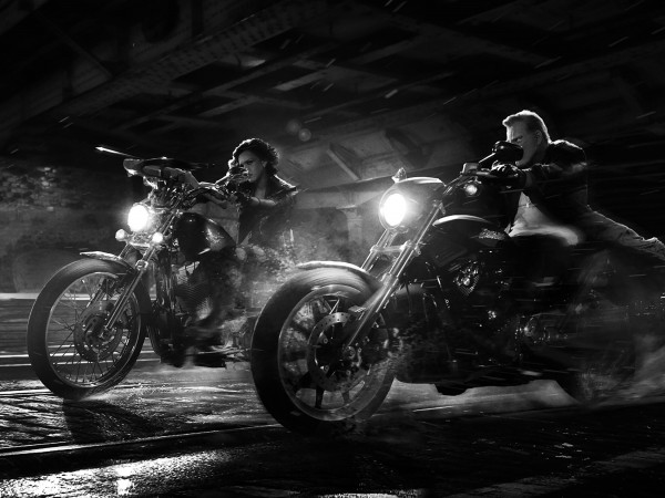 Город грехов-2: Женщина, ради которой стоит убивать (6)