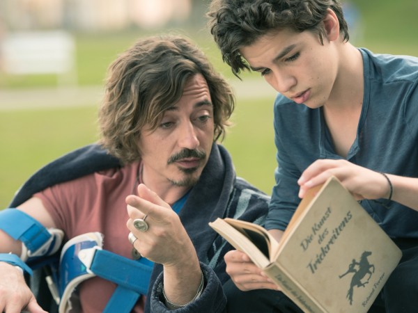 Восточный ветер. Великий ураган (6)