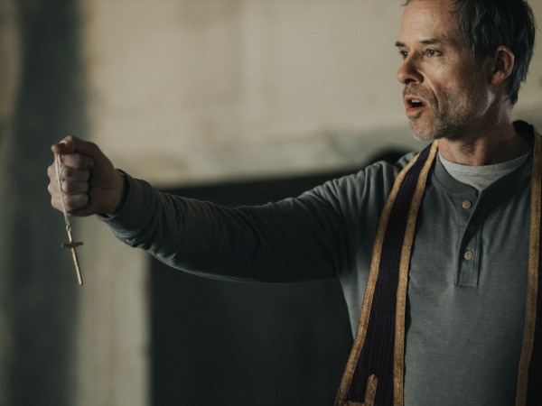 Ученик экзорциста (4)