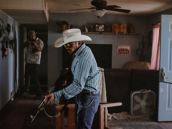 Крайне опасен (2)