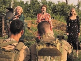 Сцена на передовой