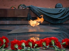 Светлой памяти павших в борьбе против фашизма. Минута молчания